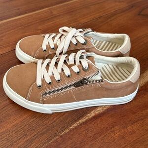 TAOS Z Soul women golden tan sneaker